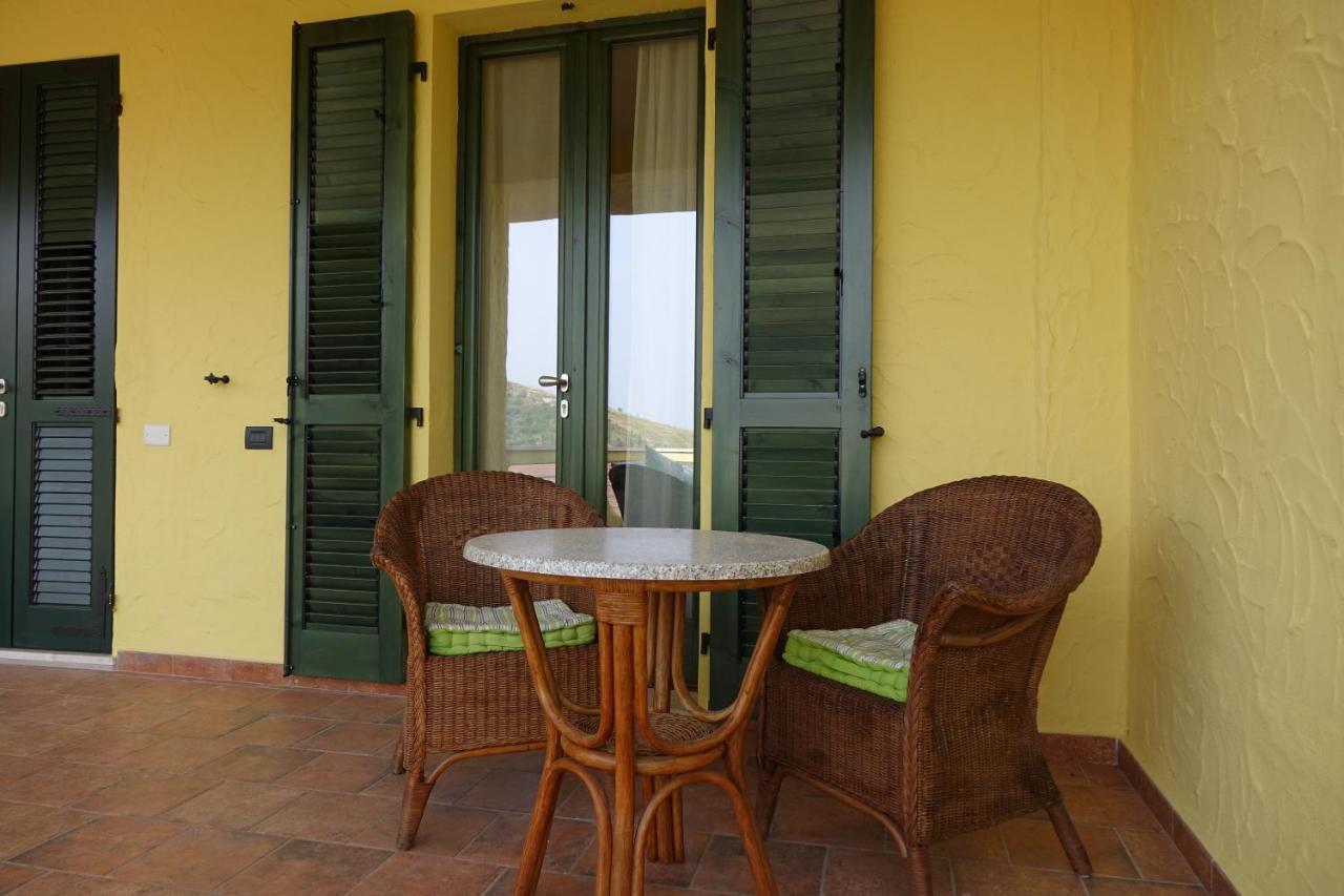 Bellavista Bed and Breakfast Baressa Exteriör bild